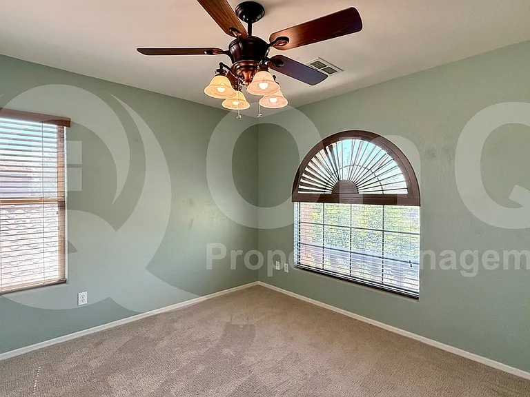 2314 W Spur Dr — Photo 23