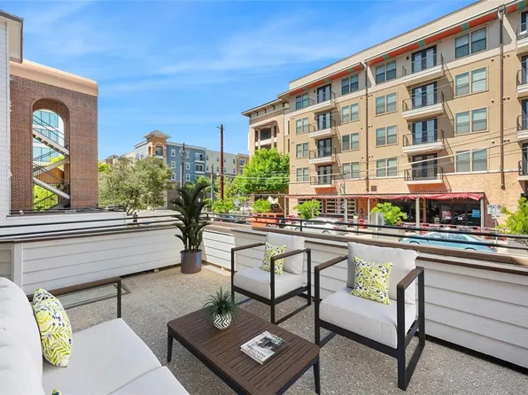 501 W 26th St APT 124, Austin, TX 78705