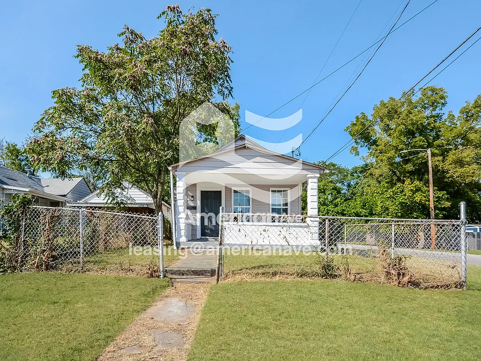 4001 Grand Ave