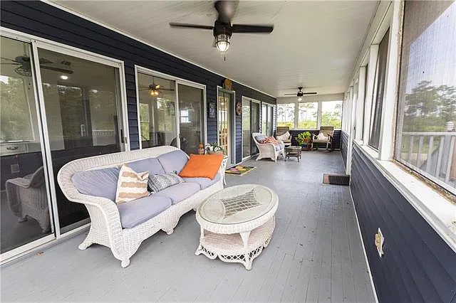 26321 Mildred Dr — Photo 21