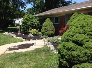 15033 Bluffton Rd, Fort Wayne, IN 46819