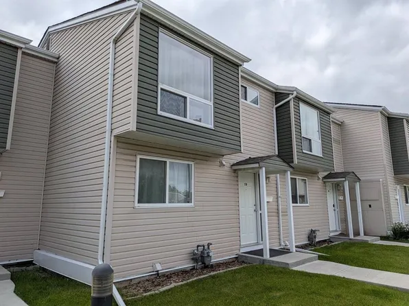 5425 N Pensacola Cres SE #19, Calgary, AB T2A 2G7