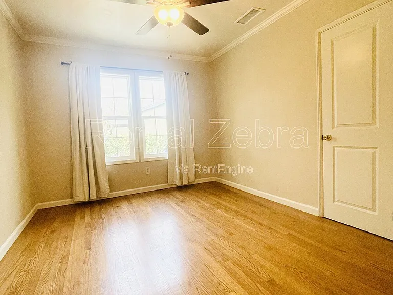 2640 2nd Ave — Photo 17