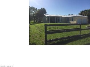 6152 Humboldt Ave, Fort Myers, FL 33905