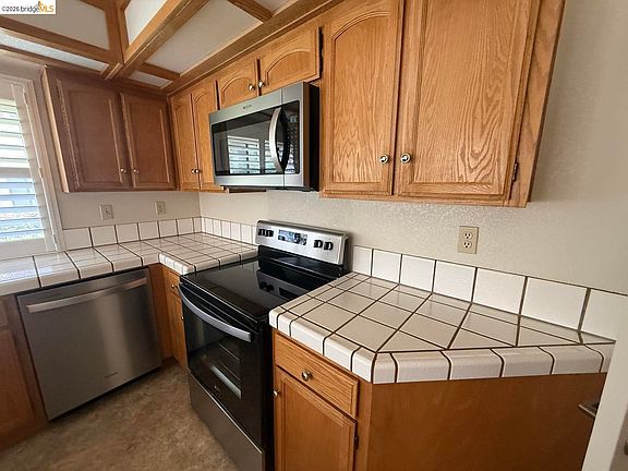 4th image of 7693 Galloway Dr