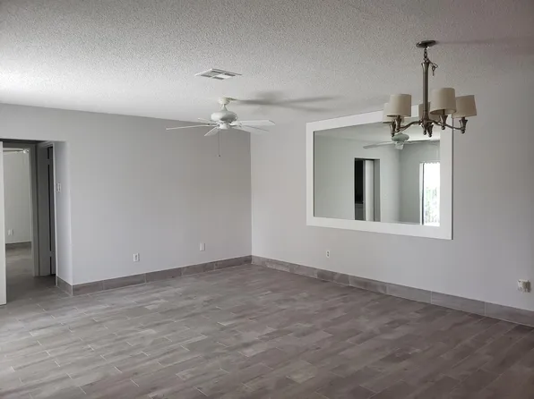 (undisclosed Address), Hypoluxo, FL 33462