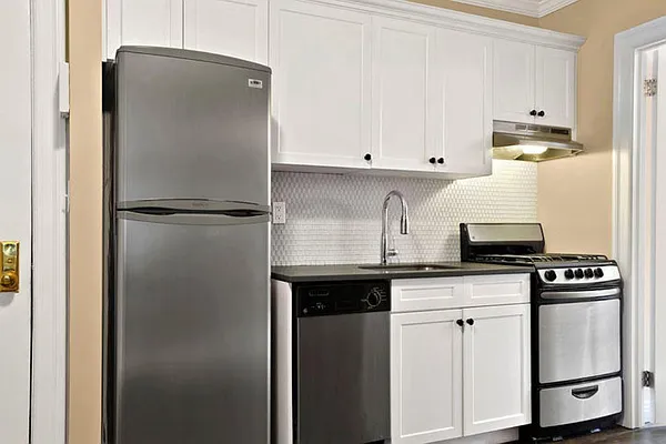 Rented by Corcoran | media 9