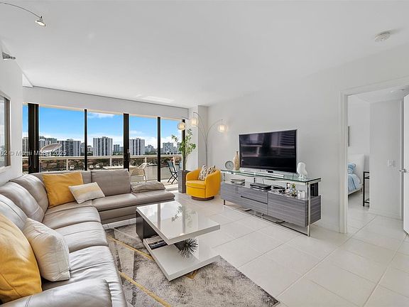 3rd image of 3640 Yacht Club Dr APT 1107