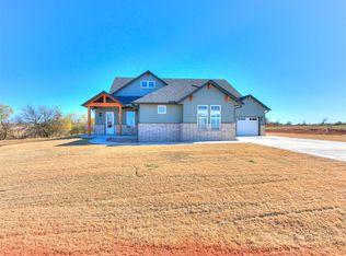 2881 Hayfield Way, Guthrie, OK 73044