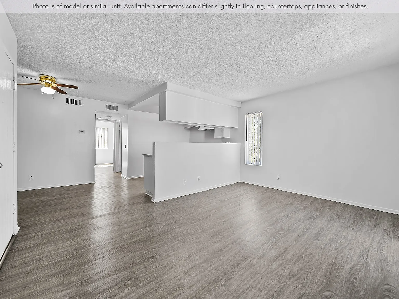 Summer Breeze Apartments — Photo 2