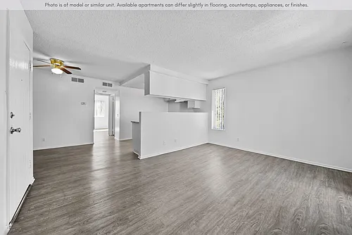 Summer Breeze Apartments Photo 1