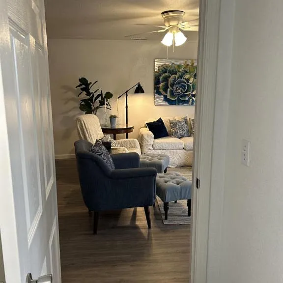 563 Primrose Dr — Photo 95