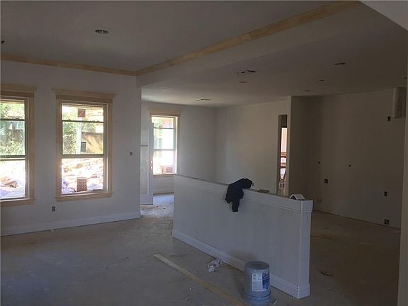 4th image of 1535 Sea Breeze Ln