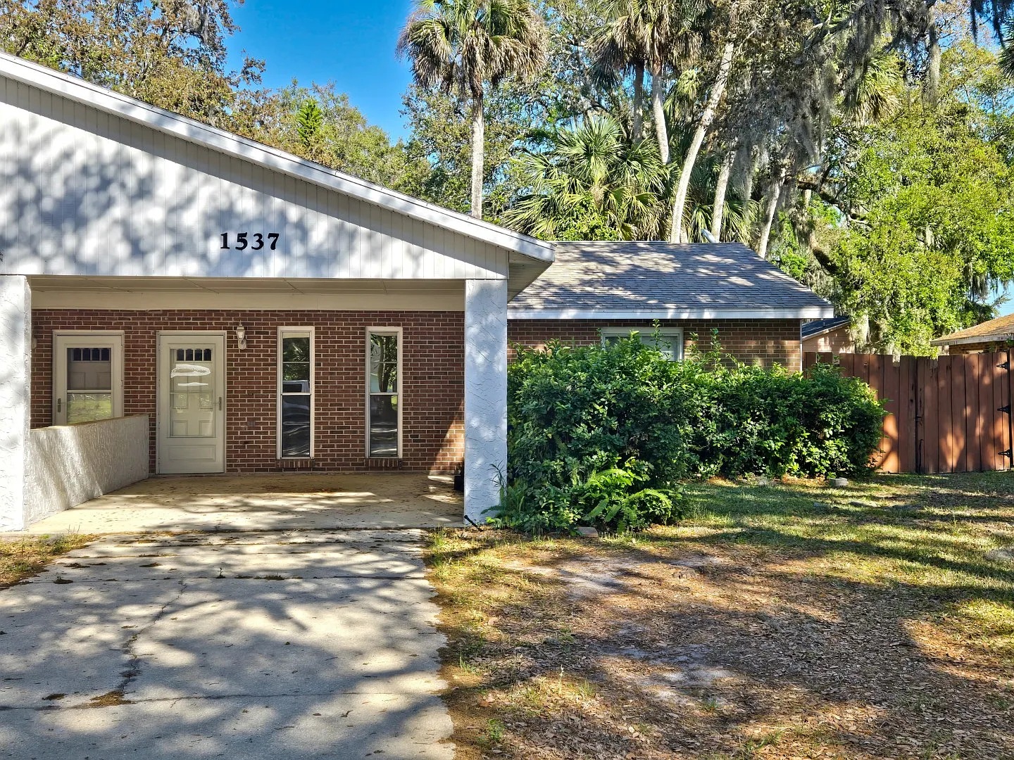 2 bed, 924 sqft, $1,600 — Photo 1