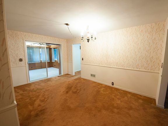 4th image of 1124 Colfax Ave