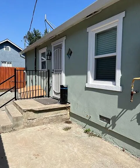 916 Poplar Ave — Photo 21