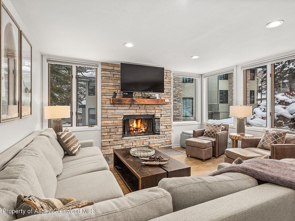 1st image of 135 Carriage Way #16