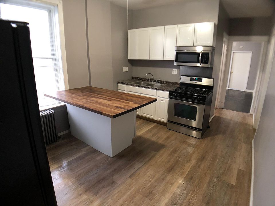 1st image of 1237 S 51st Ave #2F