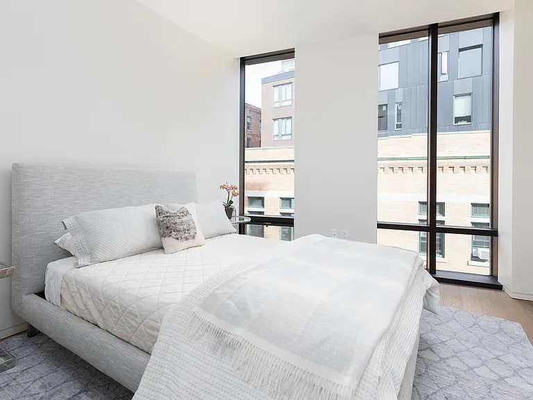 10 Farnsworth St #3A — Photo 22