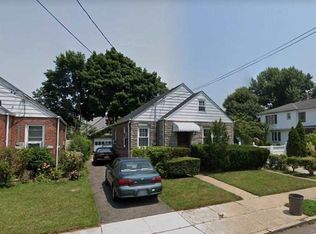 23 Garfield Ave, Valley Stream, NY 11580