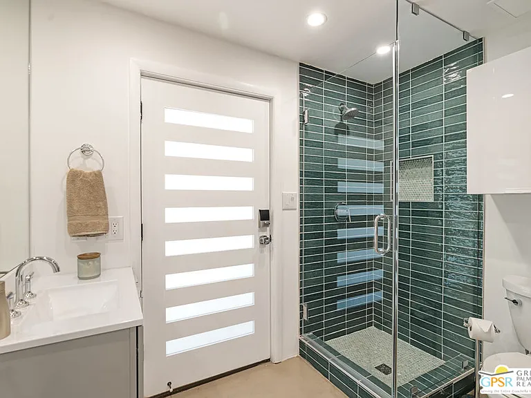 1405 E Tachevah Dr — Photo 22
