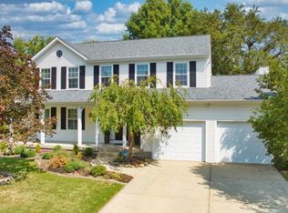 2017 Laurel Oak Dr, Amelia, OH 45102