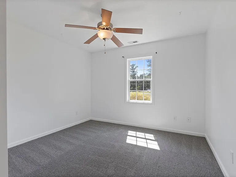 117 Brians Woods Rd — Photo 14