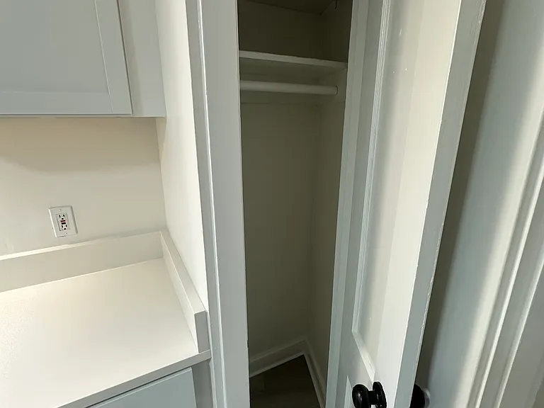 493 Lynn St #4 — Photo 7