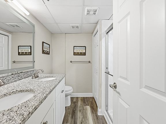 4th image of 4800 S Ocean Blvd. #1221