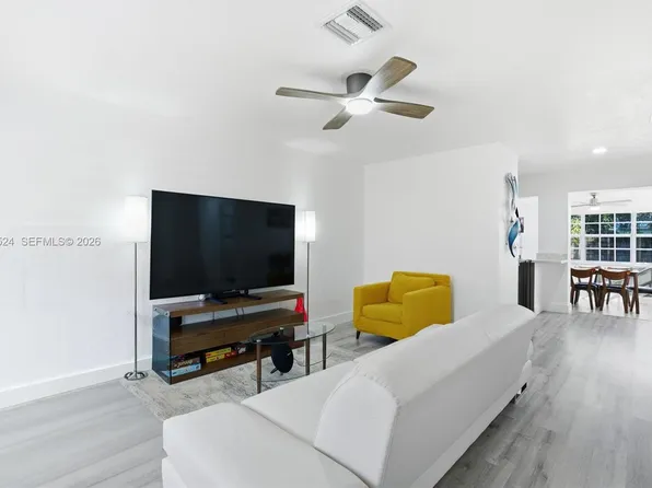 3221 NW 12th Pl, Lauderhill, FL 33311