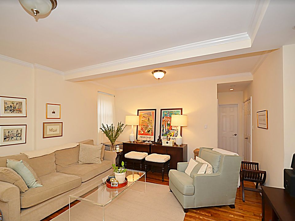 1st image of 12 W 9th St APT 3C