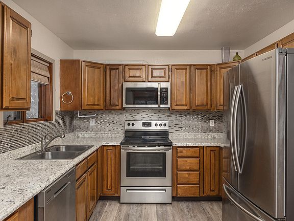 5th image of 2710 Rainbow Trout Ct