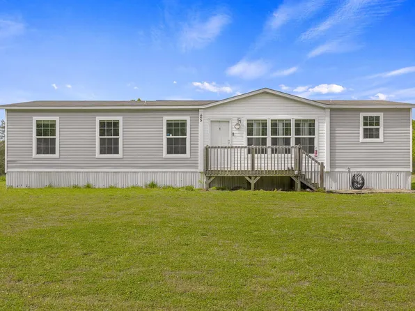 25 Rough Dr, Gray Court, SC 29645