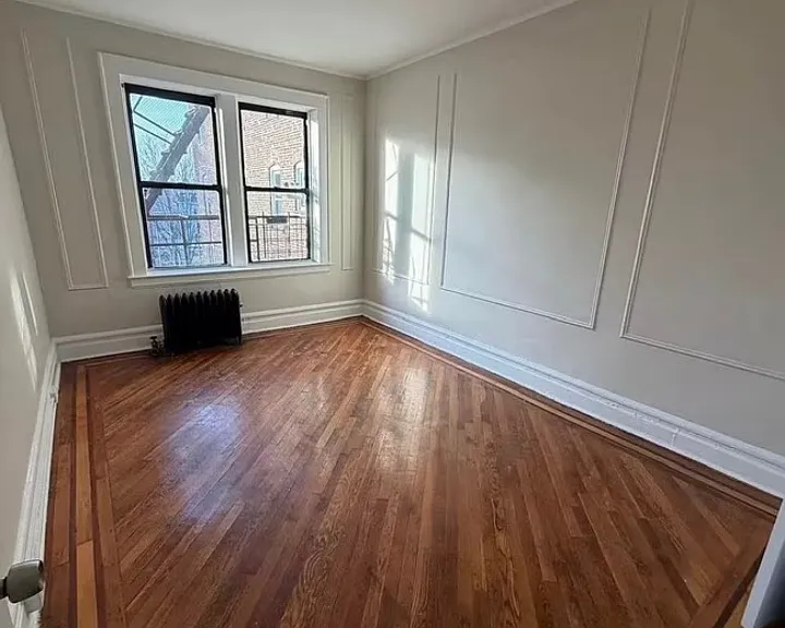 210 Roseville Ave #3LL — Photo 4