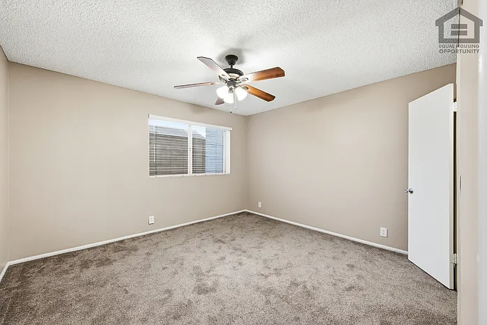 7202 W Corrine Dr — Photo 40