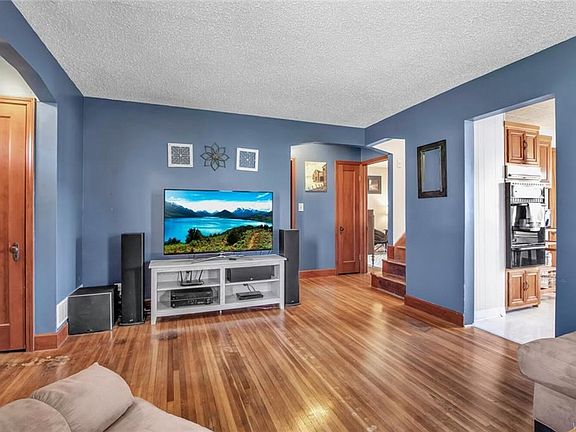 5th image of 4673 Wilson Dr