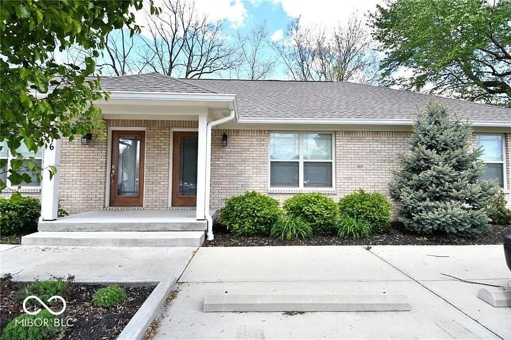 2 bed, 1368 sqft, $1,700 — Photo 2