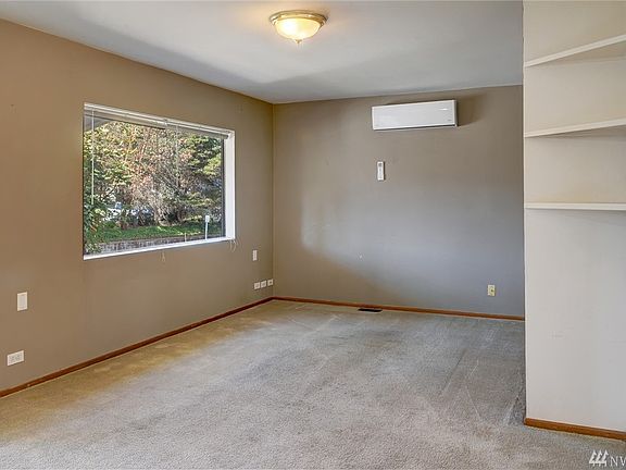 2nd image of 1210 Park Ave