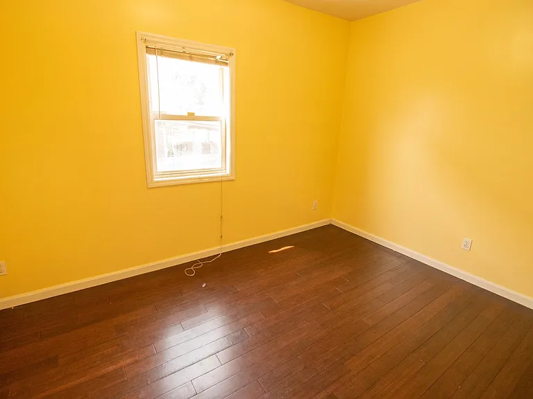 15 Webster St #3 — Photo 4