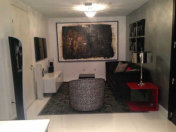 2nd image of 200 Biscayne Blvd Way APT 5010