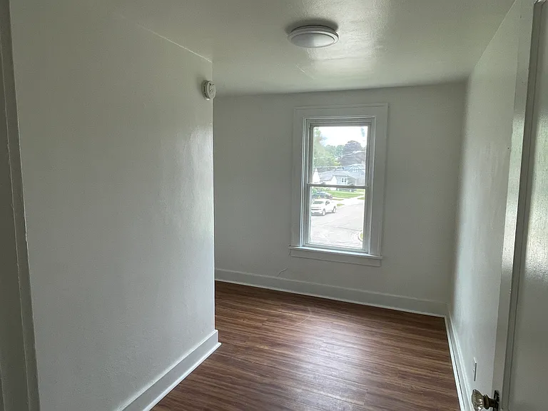 410 Massachusetts Ave #2 — Photo 2