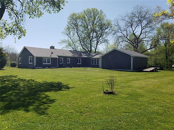 4th image of 1606 S Morristown Pike
