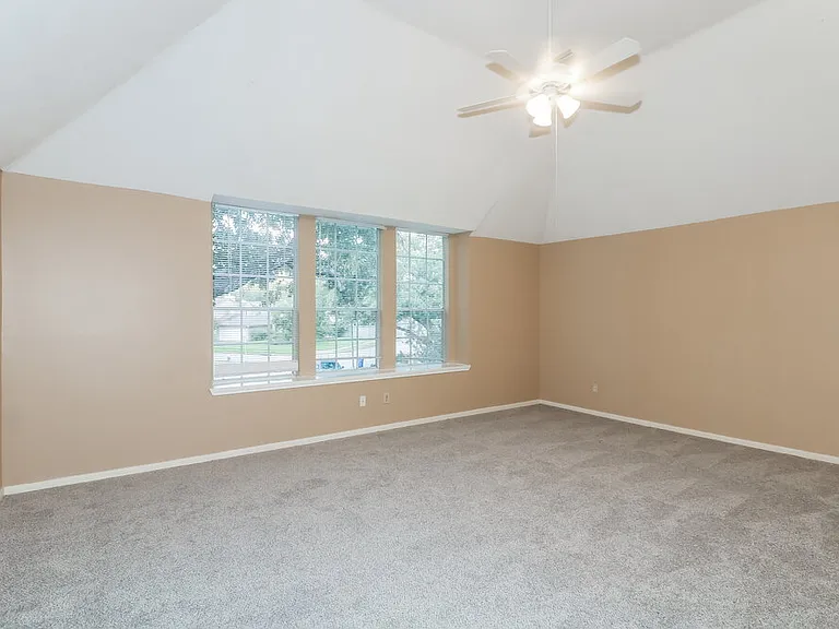 11423 Willow Field Dr — Photo 10