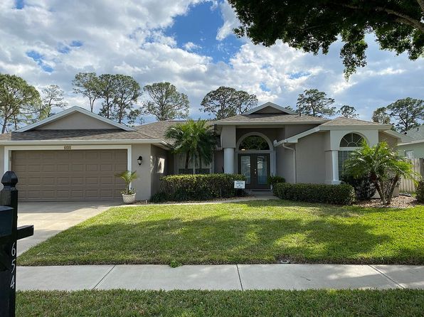 654 Sheridan Woods Dr