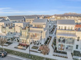 11127 S Kestrel Rise Rd, South Jordan, UT 84009