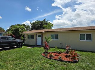 413 SW 71st Ave, North Lauderdale, FL 33068