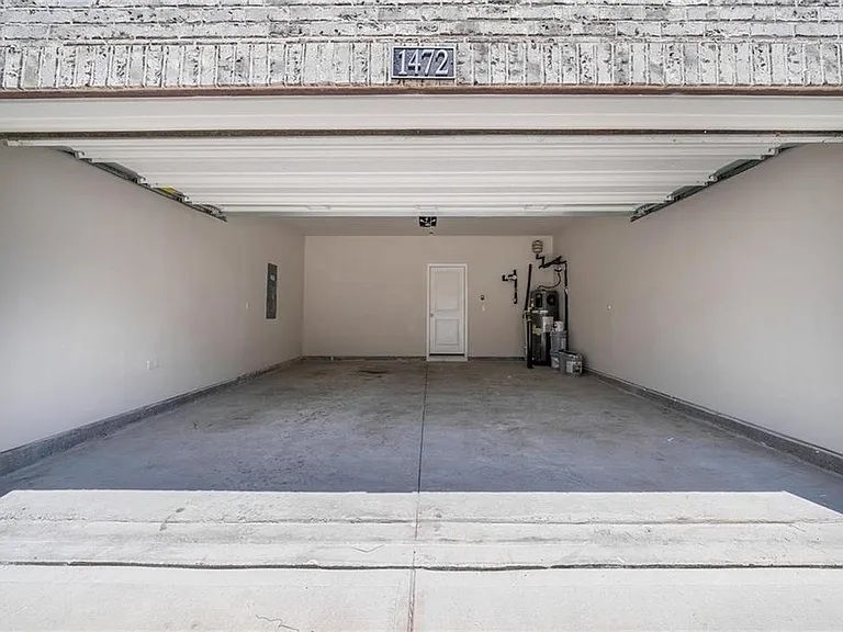 1472 Villageside Ct — Photo 29