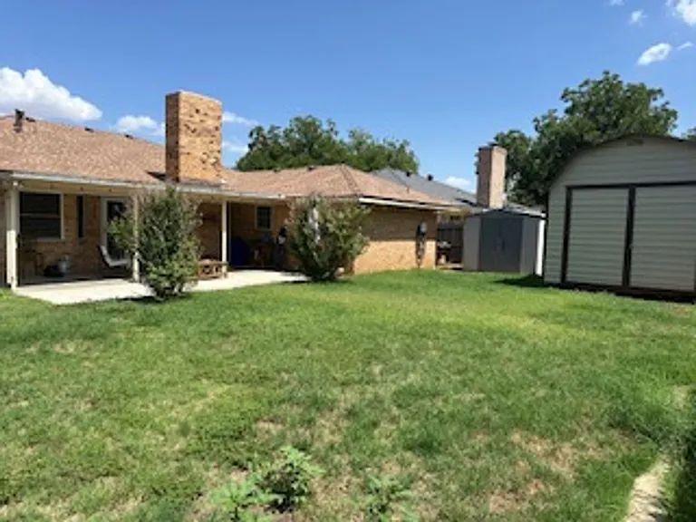 3005 Phillip Pl — Photo 21