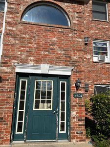 4304 W Shamrock Ln APT 1D, McHenry, IL, 60050