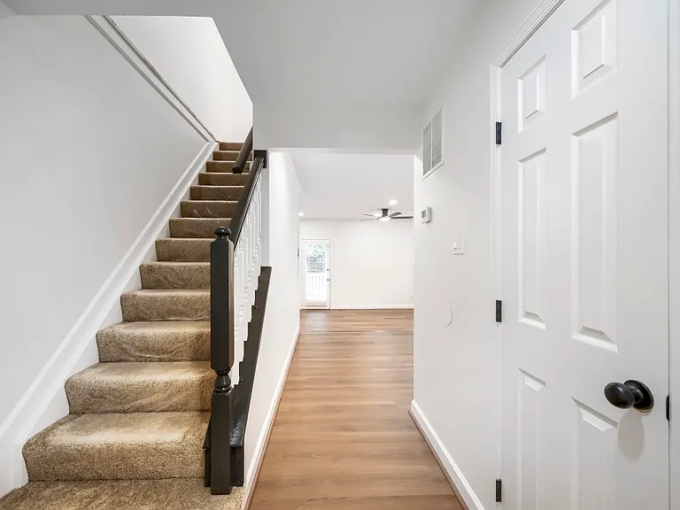 8573 Black Star Cir — Photo 7